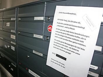 So oder ähnlich bieten derzeit immer wieder Menschen ihre Hilfe an. Horst Gäck und Giovanni Daniele haben in Lonnerstadt sogar Helferkreise organisiert. Symbolbild: Karina Brock
