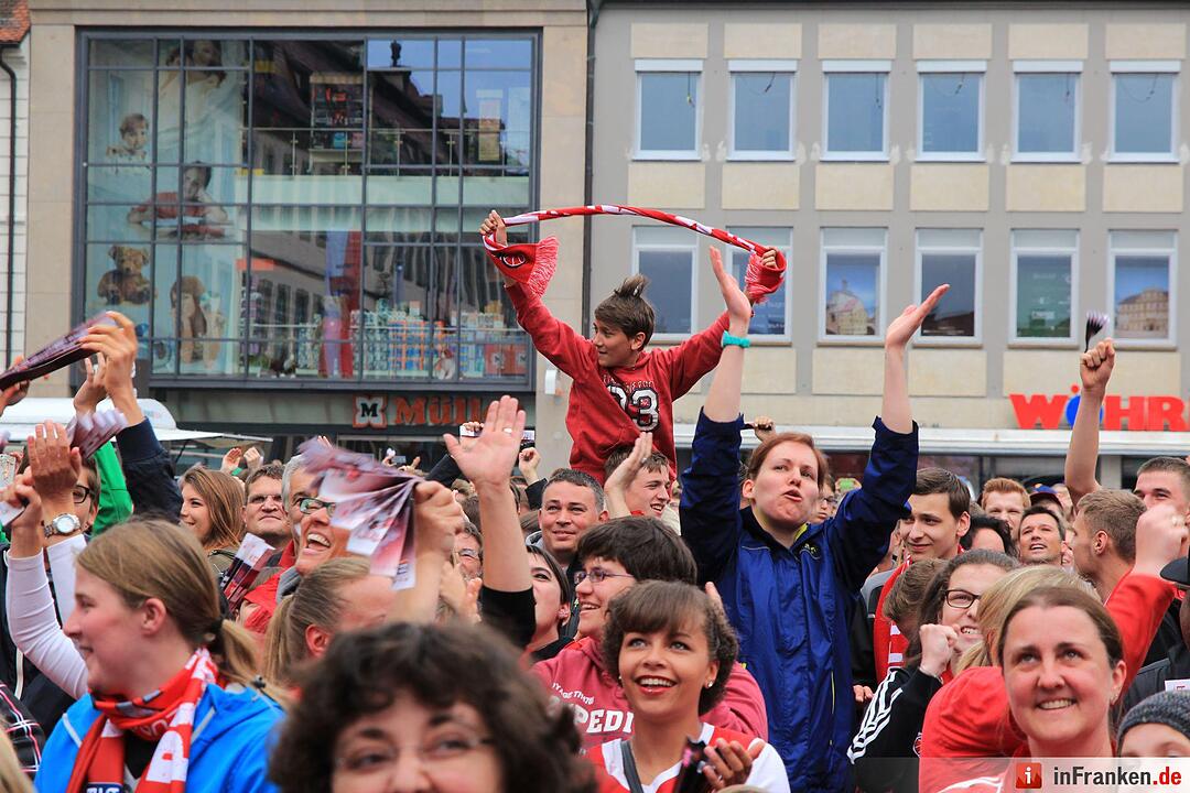 Bilder vom Public Viewing am Bamberger Maxplatz Teil 2