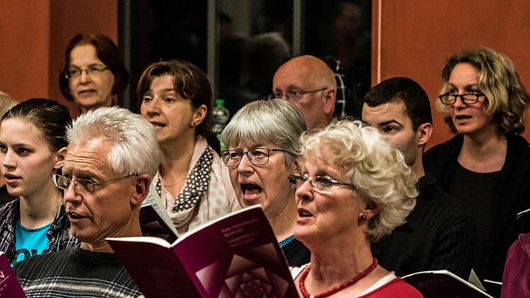 Impressionen von der Probenarbeit des Coburger BachchorsFoto: Jochen Berger