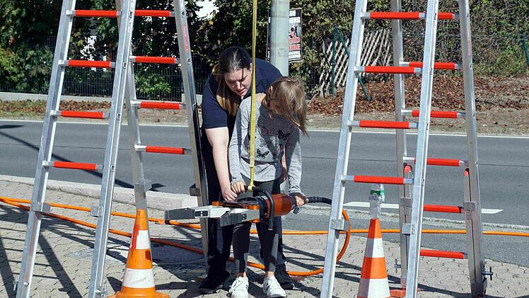 Die Weisendorfer Feuerwehr hatte ihre Türen geöffnet.    Foto: Richard Sänger