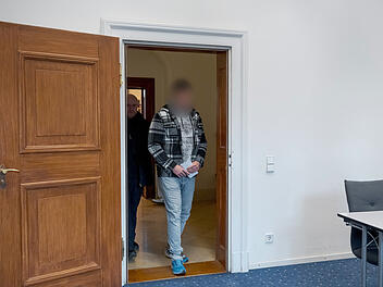 Prozess gegen Vater wegen versuchten Mordes an seinem Baby