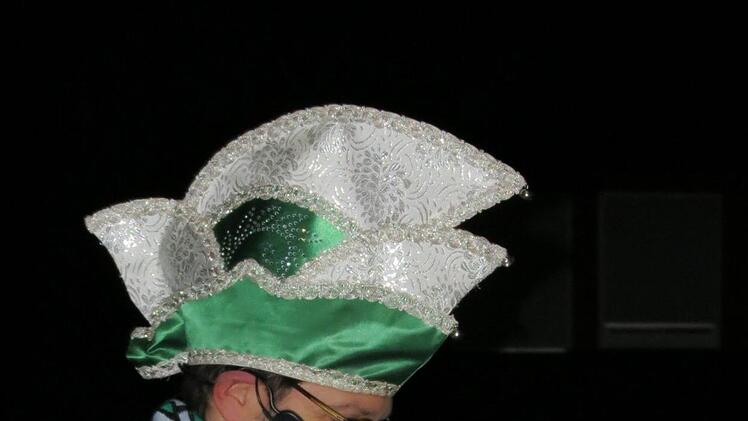 Die  Euerdorfer Karnevalsgesellschaft hat den Fasching eröffnet.Doris Bauer