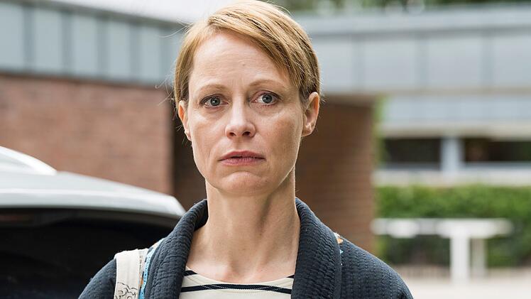 Die Sozialarbeiterin Katrin (Katharina Marie Schubert) ist mit Julias Exmann Jan verlobt. Auf die Ann&auml;herung der beiden reagiert sie eifers&uuml;chtig und aggressiv.