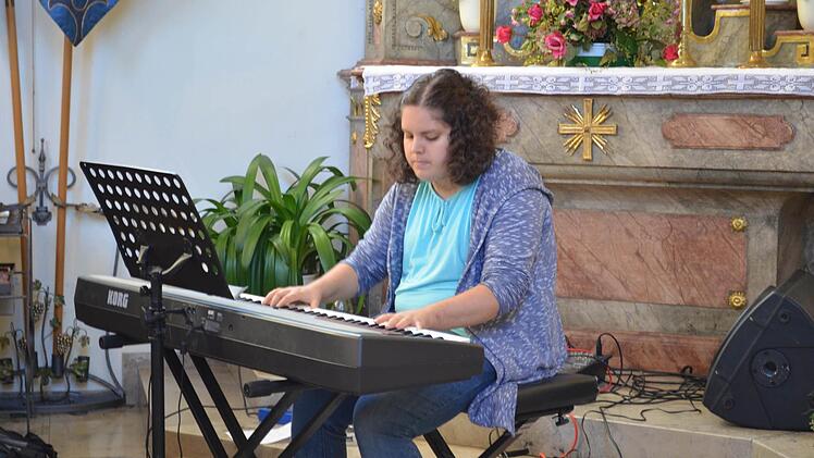 Die Musikschüler hatten seit den Sommerferien geübt. Foto: Larissa Händel