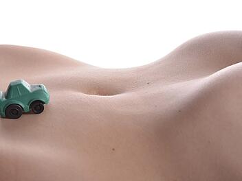 Autos und Nacktheit - ist die Kombi erlaubt?