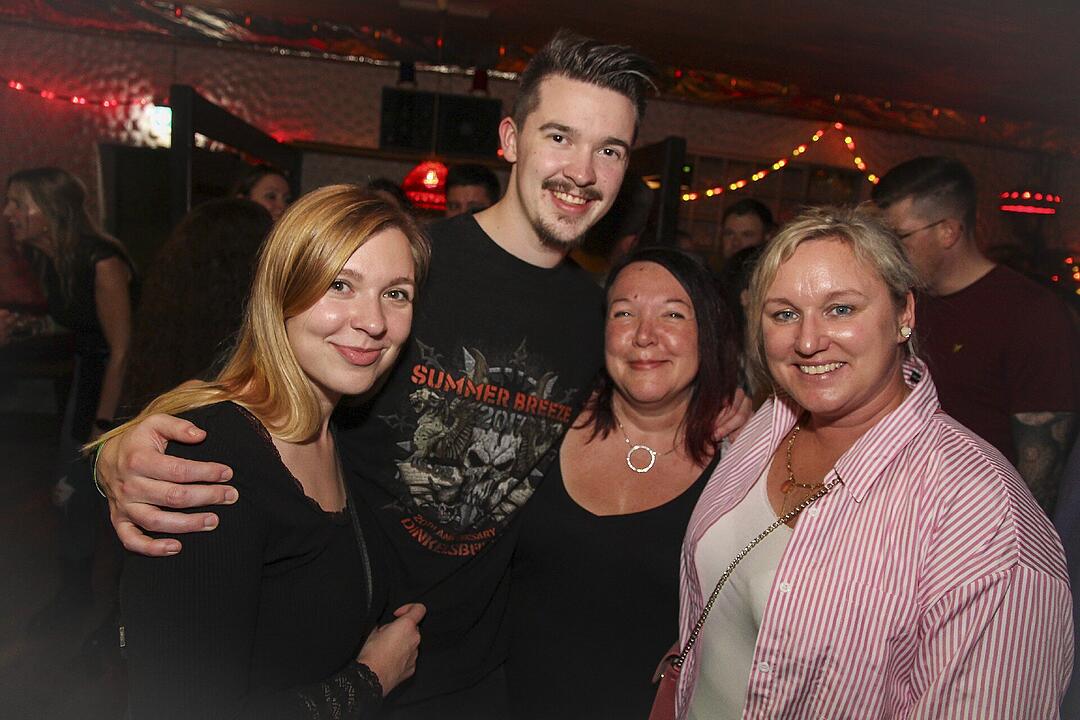 Partystimmung mit den Dorfrockern