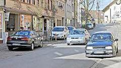 Gravierende Falschparker tummeln sich überall in der Innenstadt. Foto: Ralf Kestel