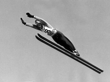 Erster westdeutscher Vierschanzentournee-Gewinner: Trauer um Skisprung-Legende Max Bolkart