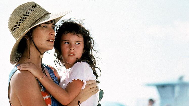 12,5 Millionen US-Dollar erhielt Demi Moore als Gage f&uuml;r ihre Rolle einer liebenden Mutter, die f&uuml;r ihre Tochter alles tun w&uuml;rde. Die kleine Angela spielte Rumer Willis, die Tochter von Moore und Bruce Willis.