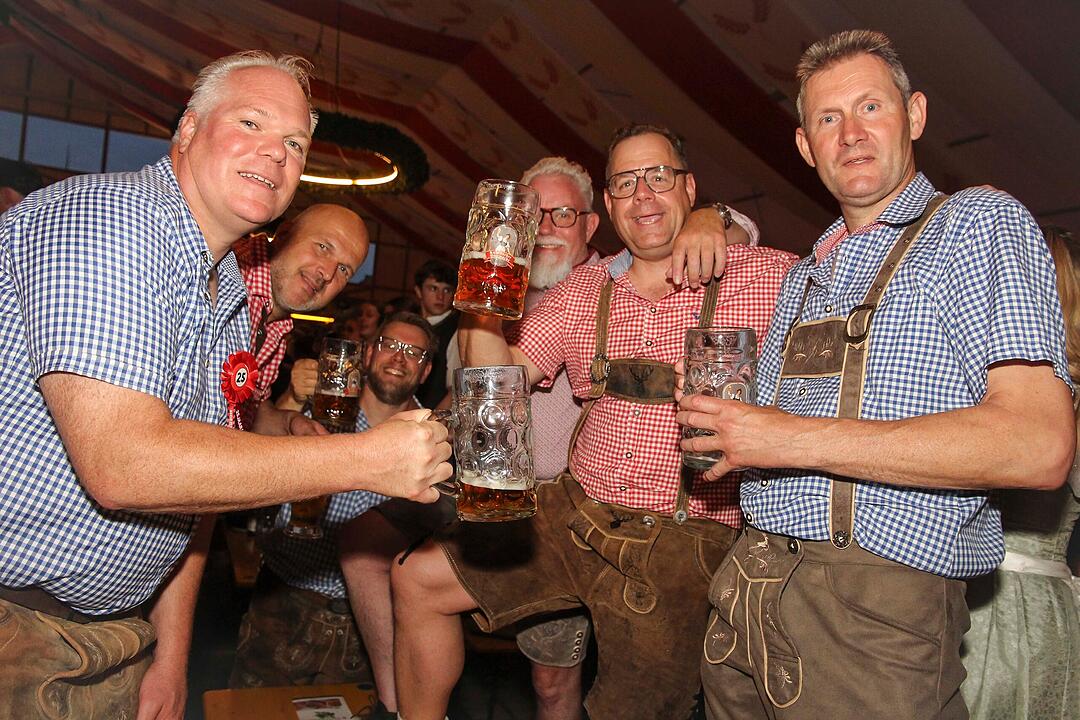 Frontal Party Pur feierte ihre Premiere bei der Bierwoche.