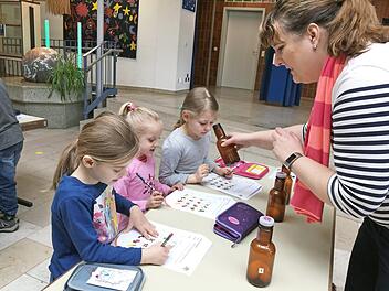 Eine der Stationen, an denen die Kinder ihr Wissen über gesunde Lebensmittel testen konnten. Foto: privat