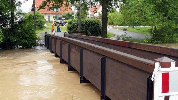 Eine Brücke in Hallstadt. Foto: Sebastian Pflaum