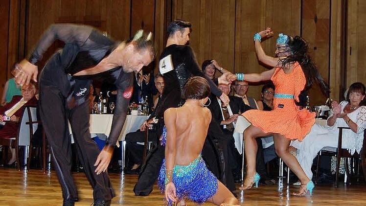 Ein Ereignis ersten Ranges war das Tanzturnier im Regentenbau. Foto: Sigismund von Dobschütz