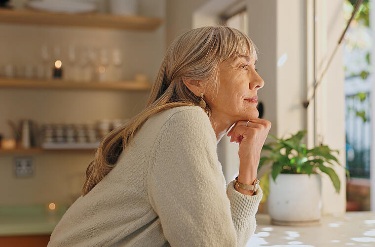 Würzburger Autorin zu Altersarmut bei Frauen: "Mit 50 kann man noch umsteuern"