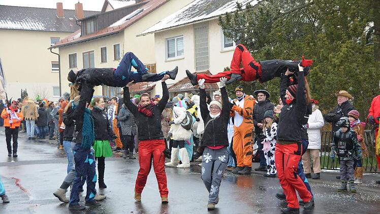Straßenfasching in Ebenhausen Foto: Peter Rauch