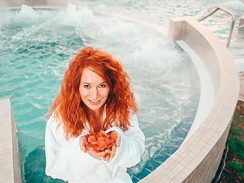 Entspannung pur rund um den Muttertag: Belohne dich selbst mit einer Auszeit in der Obermain Therme