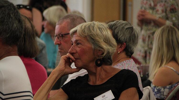 Die drei Städte Kirkham, Bad Brückenau und Ancenis feierten ihre Verbundenheit. Foto: Ulrike Müller