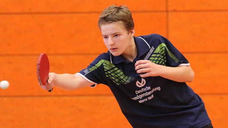 Paul Hofmann vom TTC Rugendorf ging als klarer Sieger des Junioren-Bezirksranglistenturniers hervor.  Foto: Hans Franz