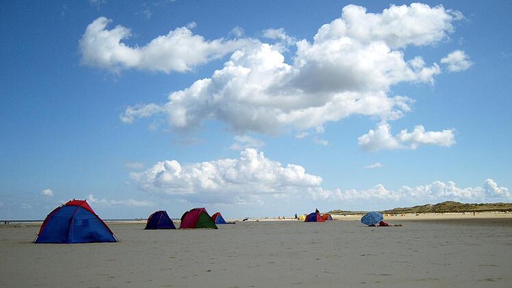Campingplätze gibt es wie Sand am Meer, gerade in den Ferienzeiten sind viele bereits ausgebucht.