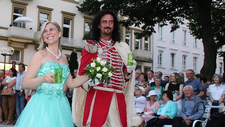 Eindrücke von Rakoczy-Ball und Gläser-Polonaise. Foto: Ralf Ruppert