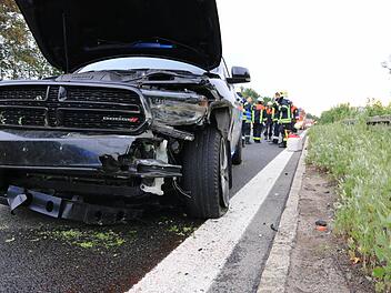 Unfall am Freitagabend auf der A70 bei Oberhaid. Foto: Ferdinand Merzbach