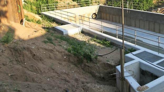 Millionen muss Hirschaid über Jahre verteilt investieren, um seine Abwassertechnik zu modernisieren. Während an Schlammstapelraum (Bild) und Pumpwerk für das Schmutzwasser aus Sassanfahrt noch gebaut wird, soll Klärschlamm energetisch verwertet werden.  Archivbild: WB