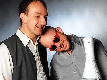 Jürgen Heimüller (links) und Arnd Rühlmann haben "alles, bloß kein Liebeslied" ... Foto: p