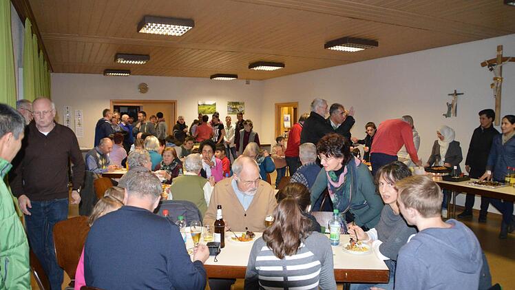 Gute Momente: Begegnungsfest in Hassenbach  Foto: Marcus Leitner