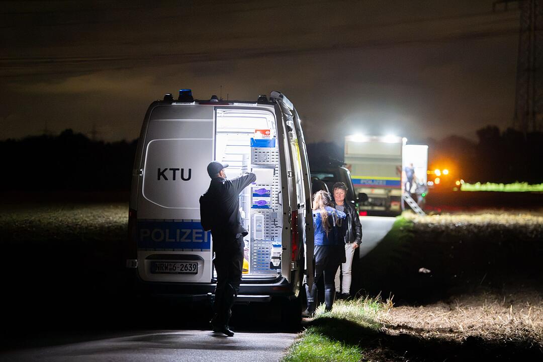 Polizeieinsatz am Umspannwerk in Dormagen
