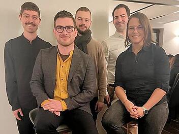 Der neue Vorstand der Wirtschaftsjunioren Erlangen besteht aus (v. l. ) Rene Schmitt (Kassenwart), Felix Gundlack (Beisitzer), Daniel Reißner (Kreissprecher), Markus Dutschke (Stellvertreter) und Nina Kremer (Beisitzerin).