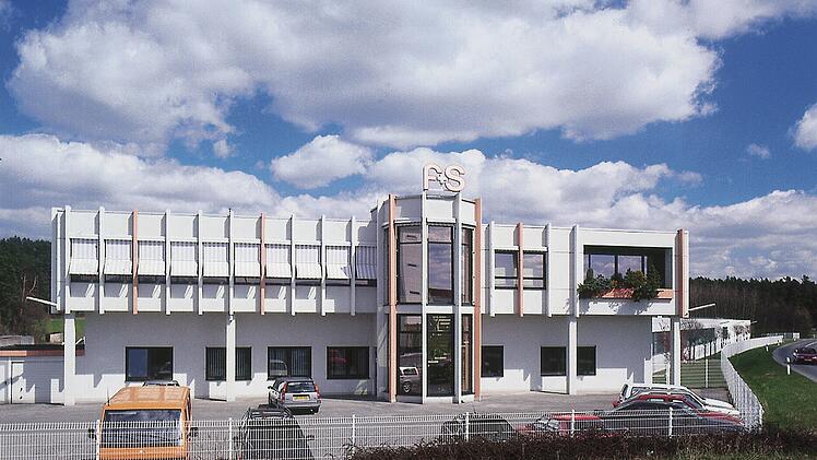 Weidhausen: F+S Polstermöbel meldet Insolvenz an - rund 90 Mitarbeiter bangen um Job