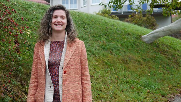 Johanna Hirschler beim Besuch in der alten Heimat, hier in Oberleichtersbach. Foto: Rebecca Vogt