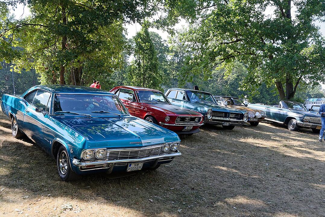 Oldtimer, Live Musik und vieles mehr!