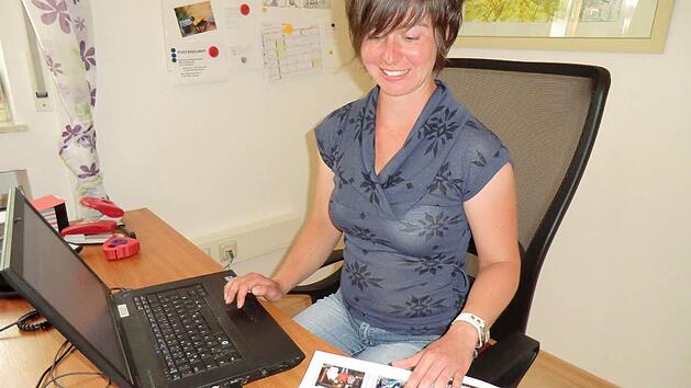 Anne Hilpert im B&uuml;ro in Maria Bildhausen. Foto: Archiv/Anton Then