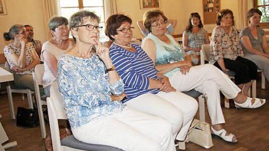 Rund dreißig interessierte Menschen kamen ins evangelische Gemeindehaus in Stadtsteinach, um sich aus erster Hand zu informieren