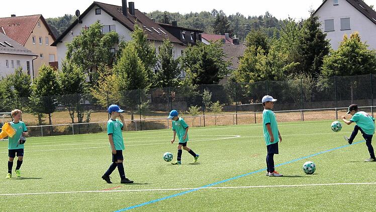 Die Kinder waren mit großer Begeisterung in Theorie und Praxis bei der Sache.   Foto: Richard Sänger
