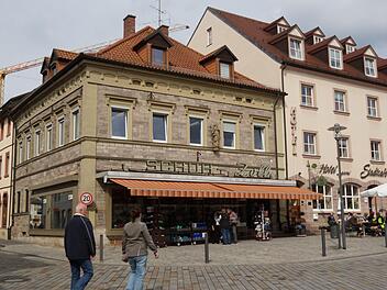 Das Obergeschoss im Schuh-Zoll-Gebäude dient Teilen der Verwaltung als Ausweichquartier. Foto: Arkadius Guzy