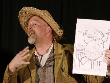 Markus Veith als Wilhelm Busch: Der Erfinder der Karikatur paarte Wort- mit Bild-Witz.Klaus Klaschka