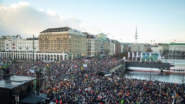 Demonstration gegen rechts in Hamburg