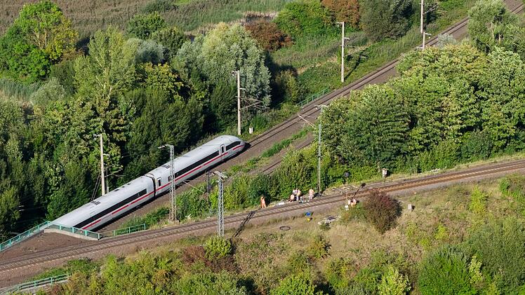 Nach Brand: Zugverkehr Bahnstrecke Hannover-Berlin gestört