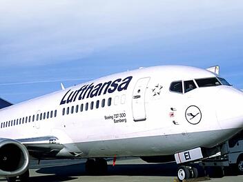 Dieses Foto der Bamberg entstand während einer Zwischenlandung auf dem Überführungsflug in die USA. Foto: Weyl/ Lufthansa