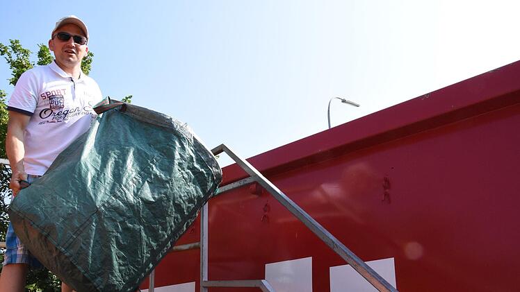 In diesen Container werden die Gartenabfälle im Forchheimer Norden entsorgt. Foto: Christoph Wiedemann