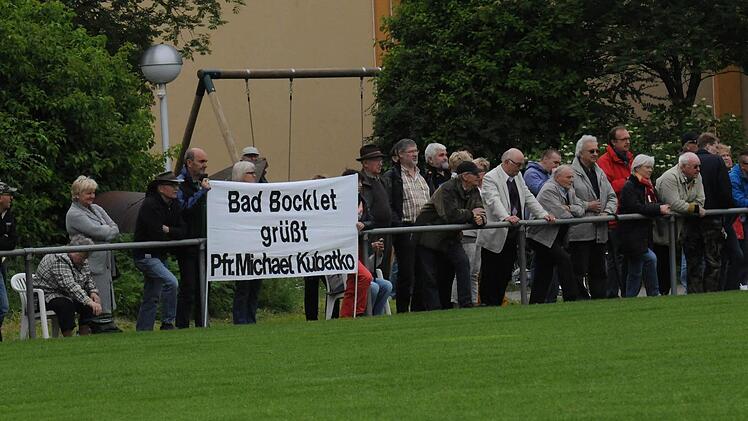 Bayerische-Fußball-Klerus-Auswahl vs. Promi-Mannschaft Münnerstadt - 2.6.2013 Münnerstadt