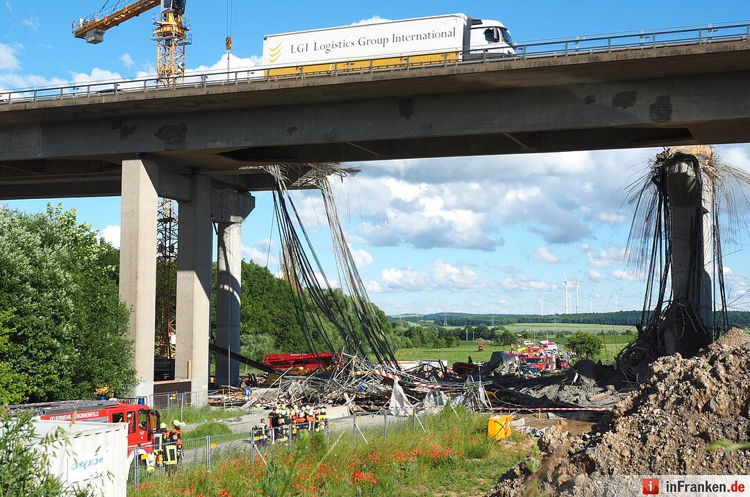 Tödliches Unglück an A7 bei Werneck: Brücke stürzt ein