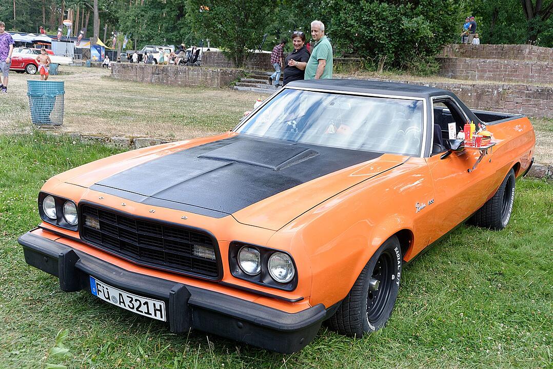 Oldtimer, Live Musik und vieles mehr!