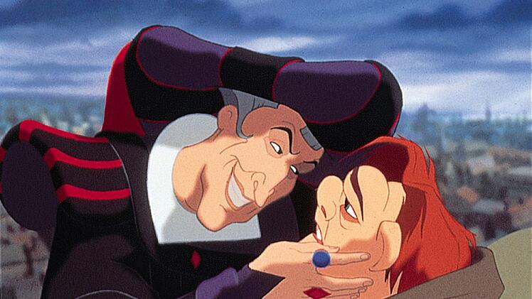 Gegen die Darstellung des B&ouml;sewichts Claude Frollo, einem Erzdiakon, hatte die katholische Kirche starke Einw&auml;nde.