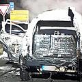 Das Fahrzeug brannte völlig aus. Foto: privat