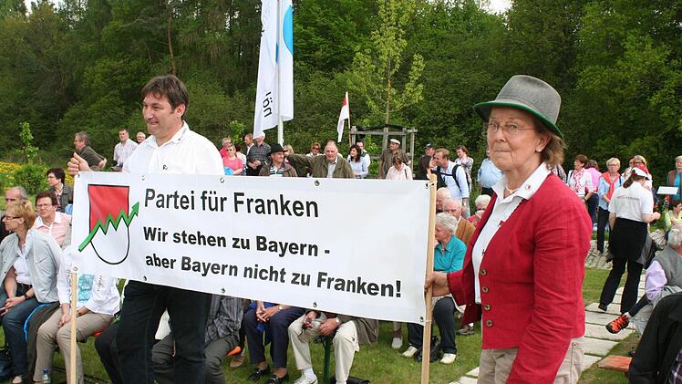 Die Partei für Franken macht auf sich aufmerksam. Foto: Evi Seeger
