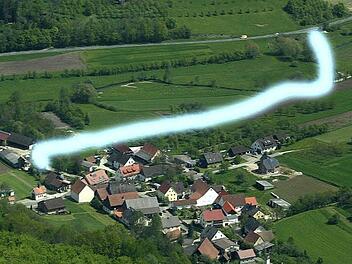 CSU und Freie Wähler sind sich einig. Sie  sind für eine Neu-Trassierung der Kreisstraße  zwischen Oberzaunsbach und Schweinthal.   Grafik: FT