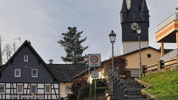 Auf dem Steinweg Richtung Kirche.  Foto: Harald Koch